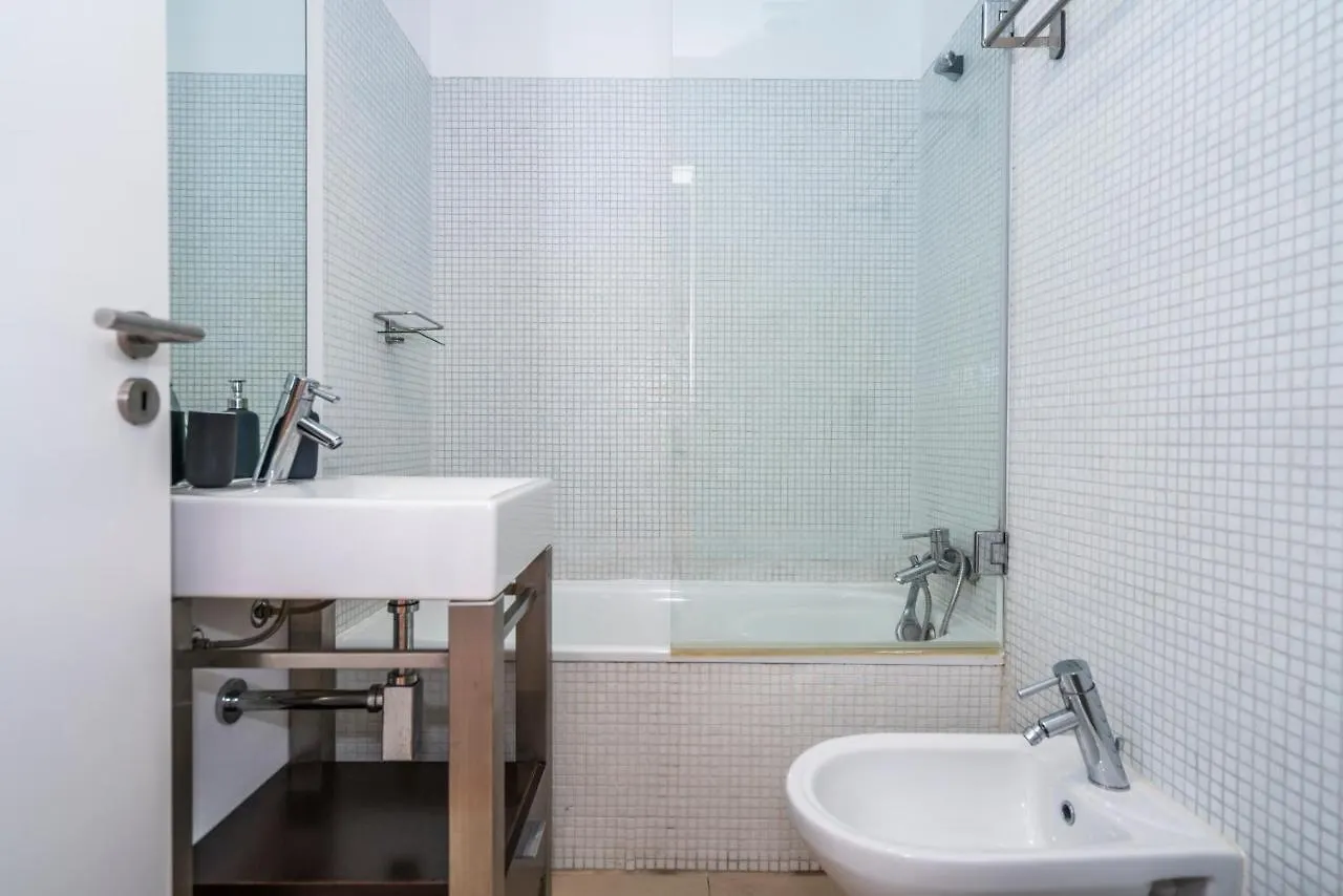 Daire Bright & Spacious 2 Bed Flat 2 Bath W Garage In Lagos Marina